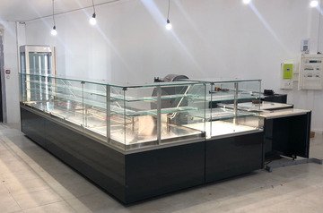 Installation de vitrines réfrigérées pour professionnels 